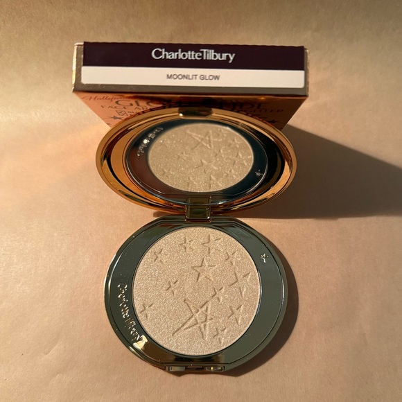 Charlotte Tilbury Glow Glide Hollywood Highlighter in Moonlit Glow - New w/Box - Picture 5 of 13
